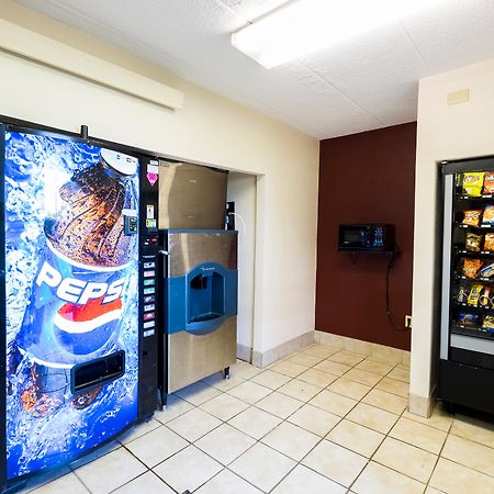 Red Roof Inn Plus+ Wilmington - Newark Christiana Εξωτερικό φωτογραφία