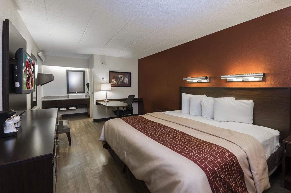 Red Roof Inn Plus+ Wilmington - Newark Christiana Εξωτερικό φωτογραφία