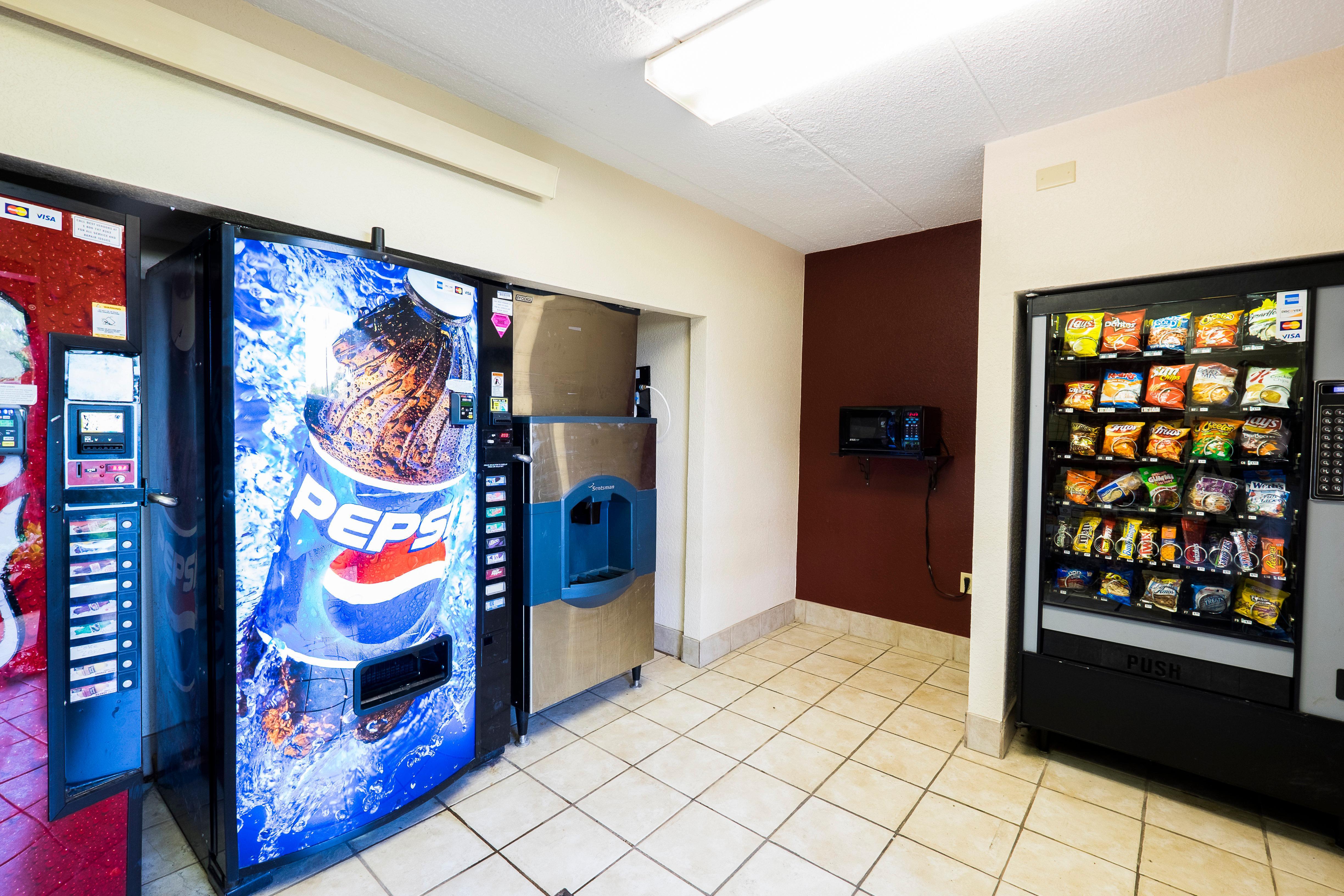 Red Roof Inn Plus+ Wilmington - Newark Christiana Εξωτερικό φωτογραφία