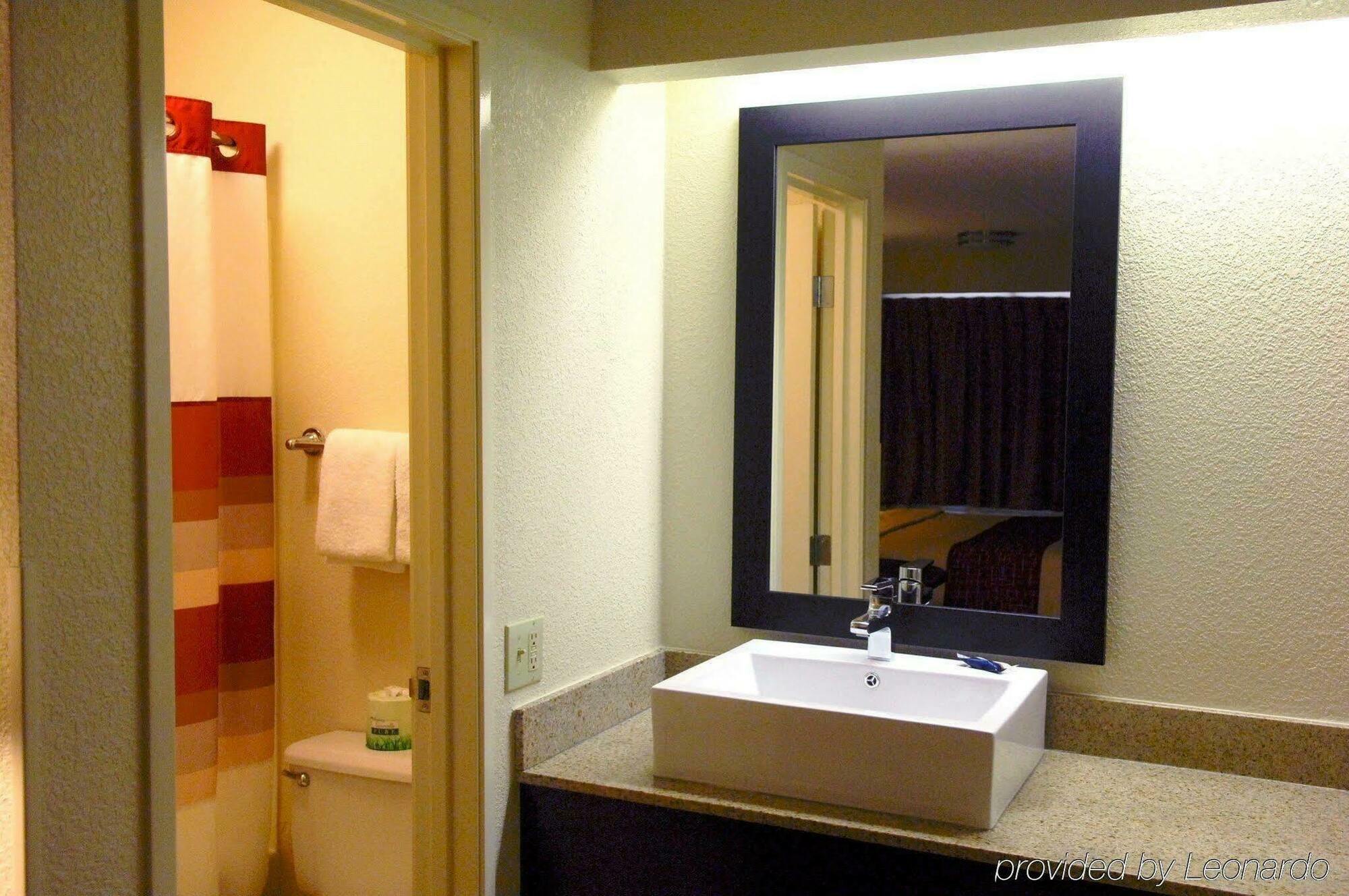 Red Roof Inn Plus+ Wilmington - Newark Christiana Εξωτερικό φωτογραφία
