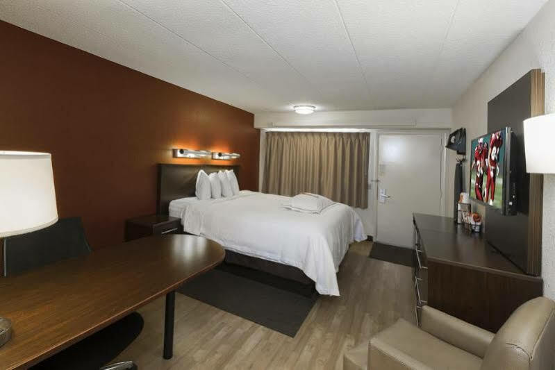 Red Roof Inn Plus+ Wilmington - Newark Christiana Εξωτερικό φωτογραφία